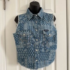 Wrangler Retro Vest Size S Blue Boho Western County Concert Festival Cowgirl